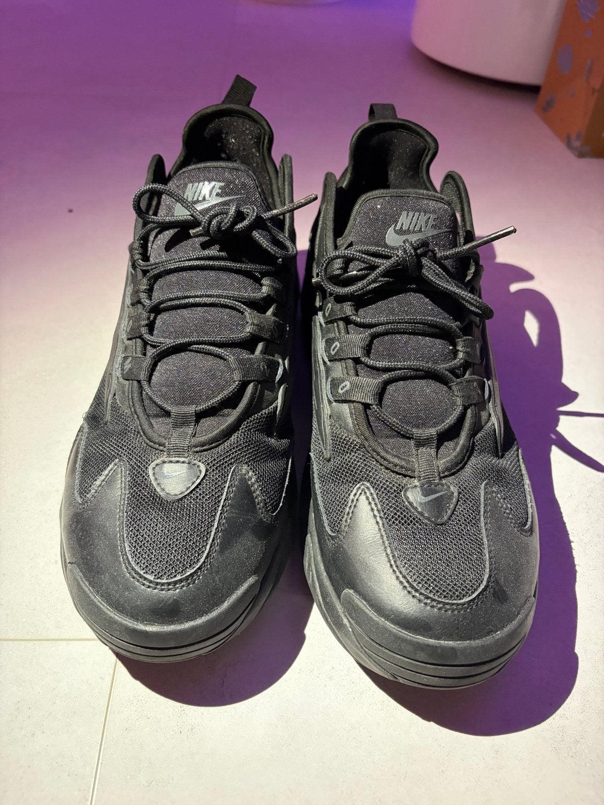 Nike Zoom 2K Zwarte Sneakers - Maat 42.5, Ophalen of Verzenden, Gedragen, Zwart, Sneakers of Gympen