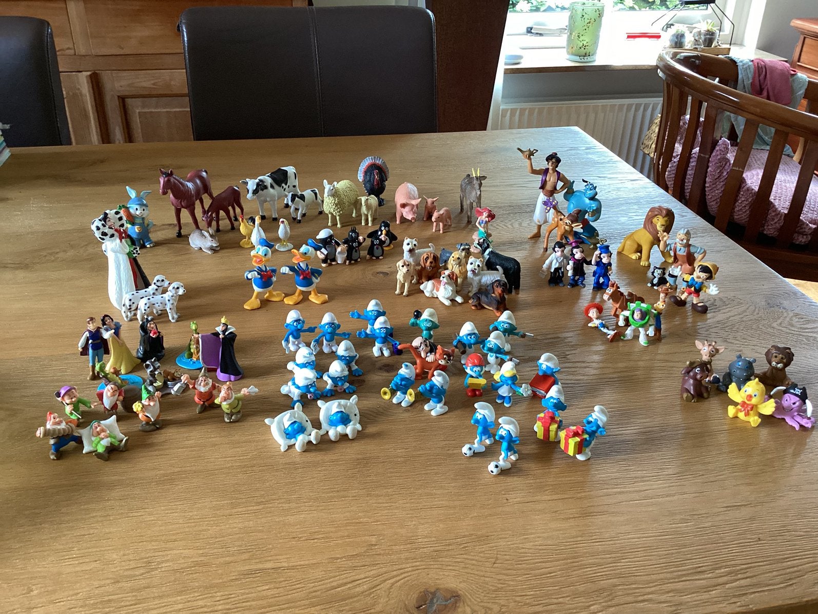 100 speelgoedfiguurtjes, Verzamelen, Ophalen, Gebruikt, Verschillende Smurfen, Poppetje, Figuurtje of Knuffel