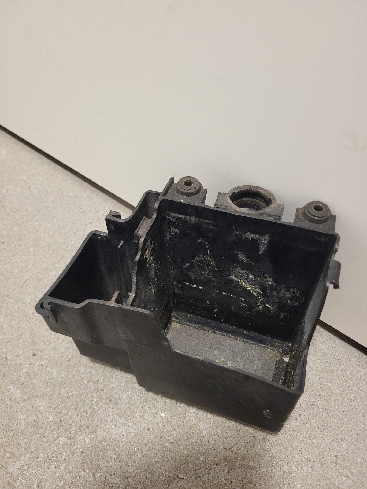 accu houder yamaha maxim xj700, M.overkleeft1968@outlook.com, Marcel scooters, 3201vl, Nieuw