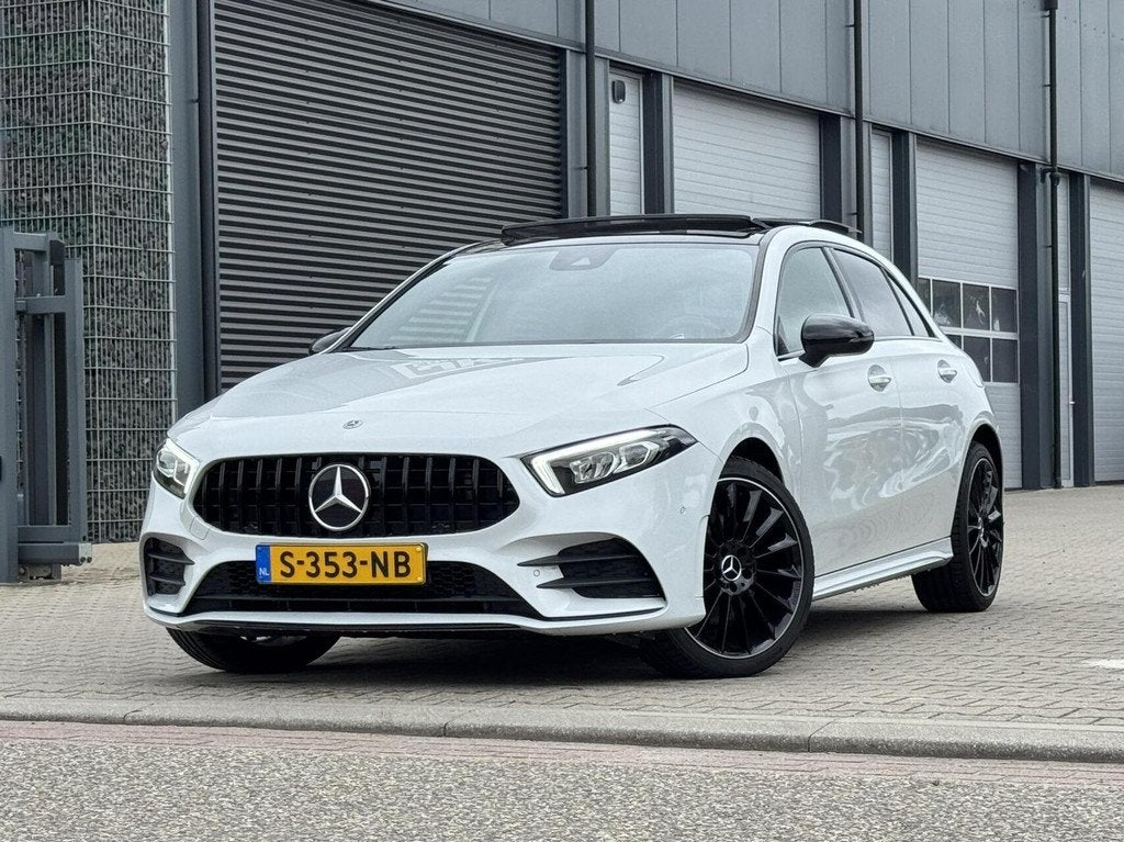 Mercedes A-klasse 250 e AMG|Parelmoer|Pano|Sfeerverlichting|, Gebruikt, Euro 6, 4 cilinders, 218 pk