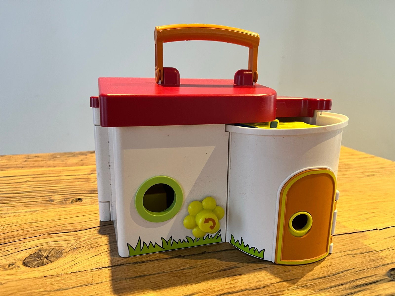 Playmobil Speelhuisje schooltje Draagbaar, Kinderen en Baby's, Speelgoed | Playmobil, Ophalen, Gebruikt, Gebouw, Complete set