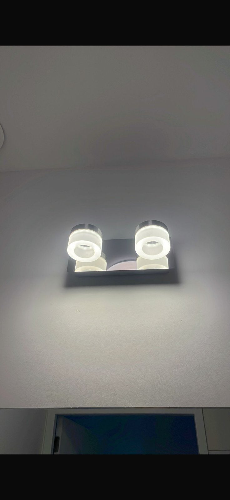 Moderne badkamerlamp met 2 spots - Chroom/Matglas, Huis en Inrichting, Ophalen, Gebruikt, Metaal