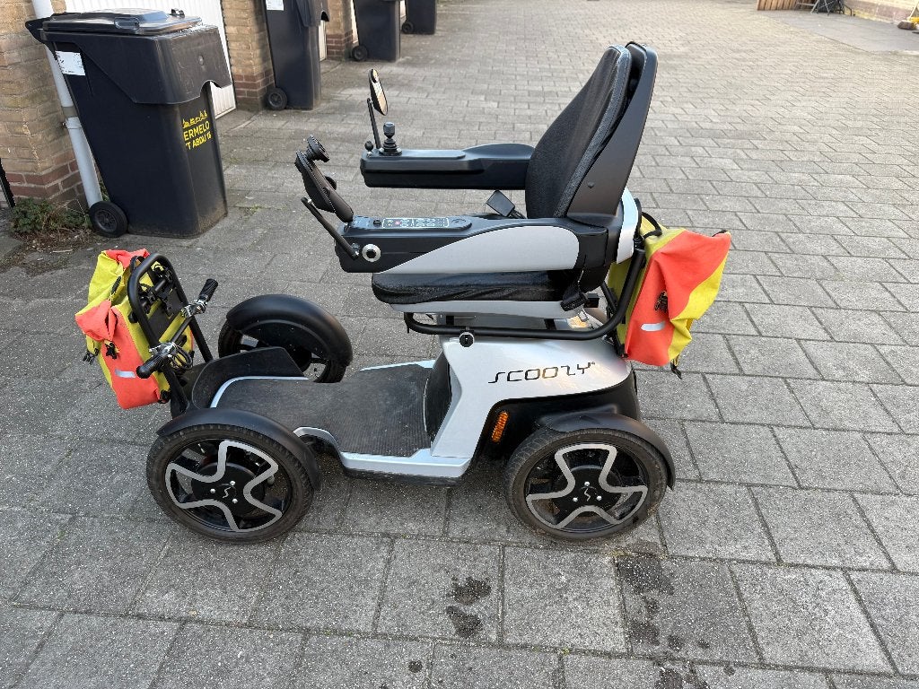 Scoozy Scootmobiel – 18 km/u – Actieradius tot 100 km, Zo goed als nieuw, 16 km/u of meer, 46 km of meer, Ophalen