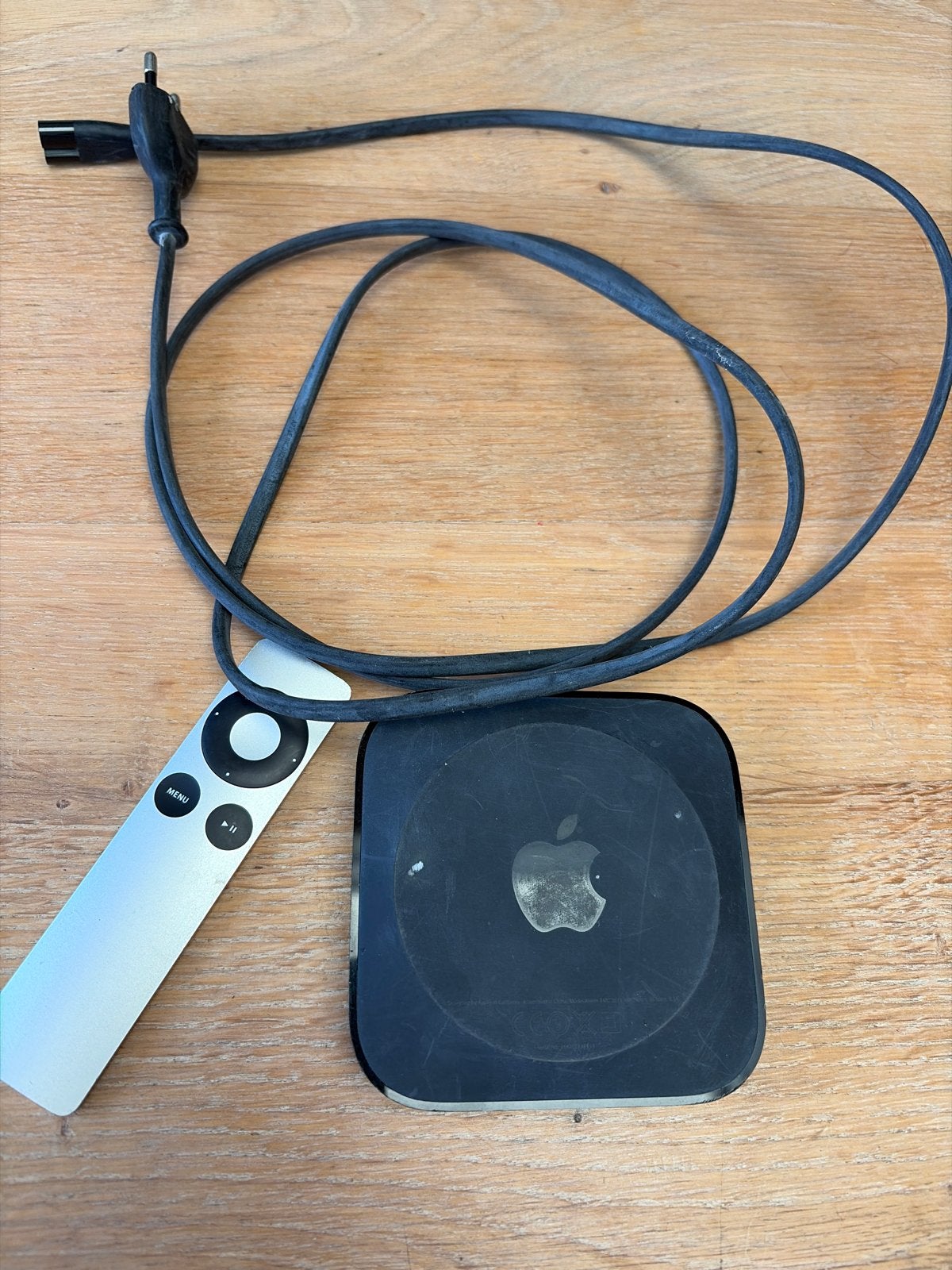 Apple TV 3e generatie (A1427/A1469) met afstandsbediening, Ophalen of Verzenden, Gebruikt, HDMI, Zonder harde schijf