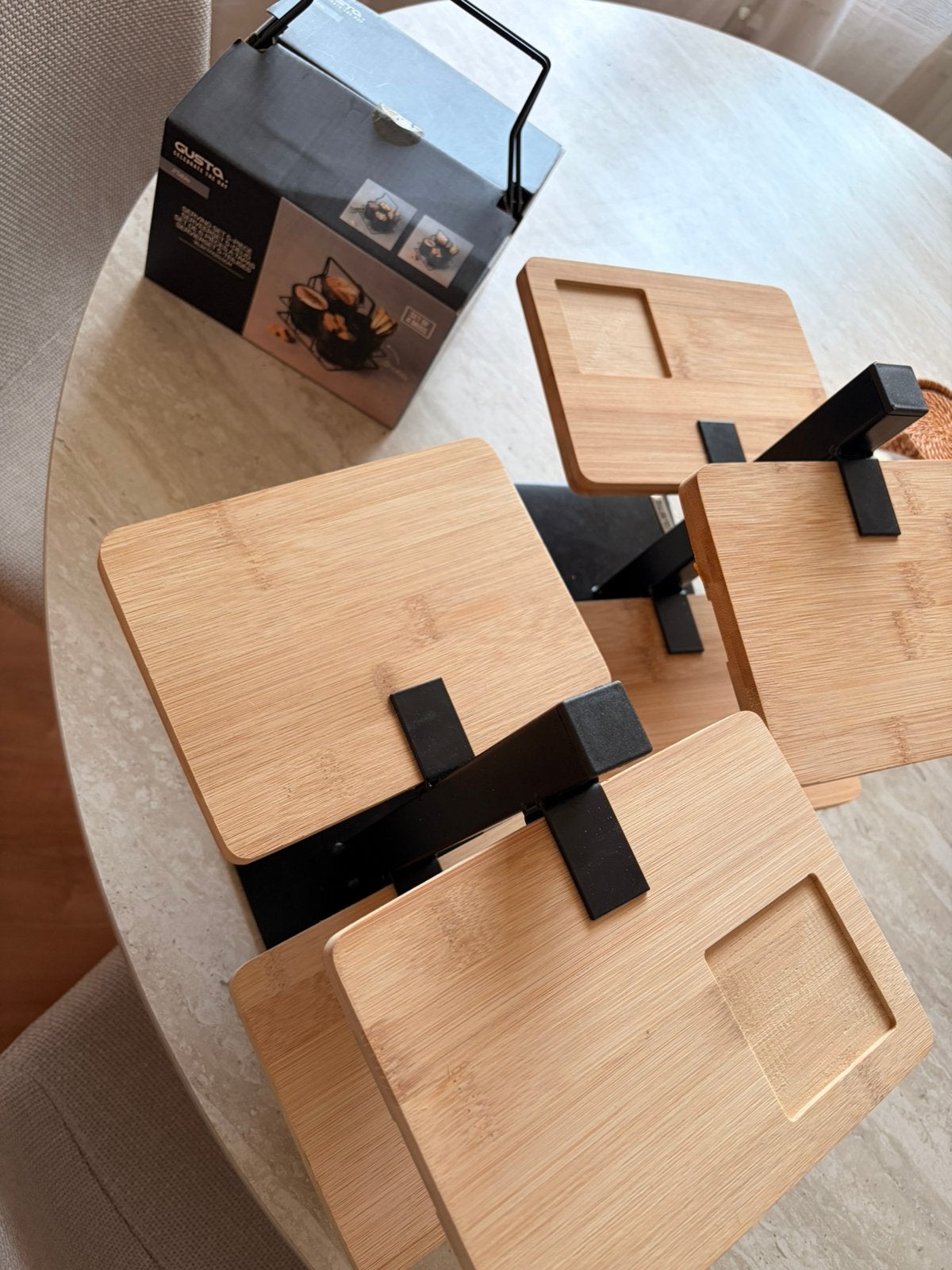 Gusta etagere, Huis en Inrichting, Woonaccessoires | Etagères, Ophalen, Nieuw