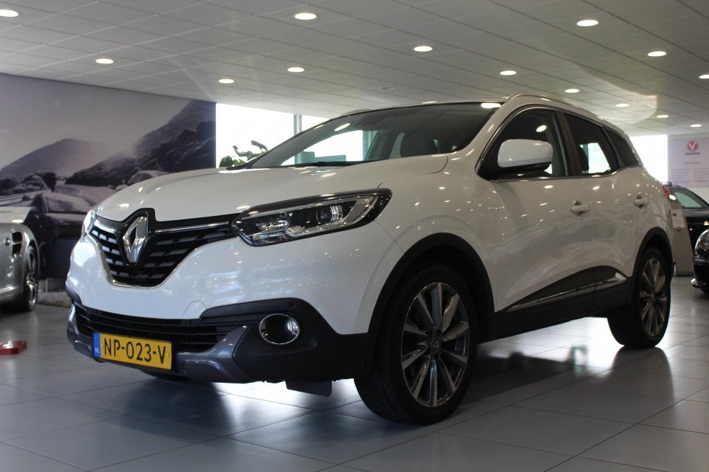 Renault Kadjar 1.2 TCe Intens, Keurmerk '100% Onderhouden', 4 cilinders, Leder en Stof, Wit