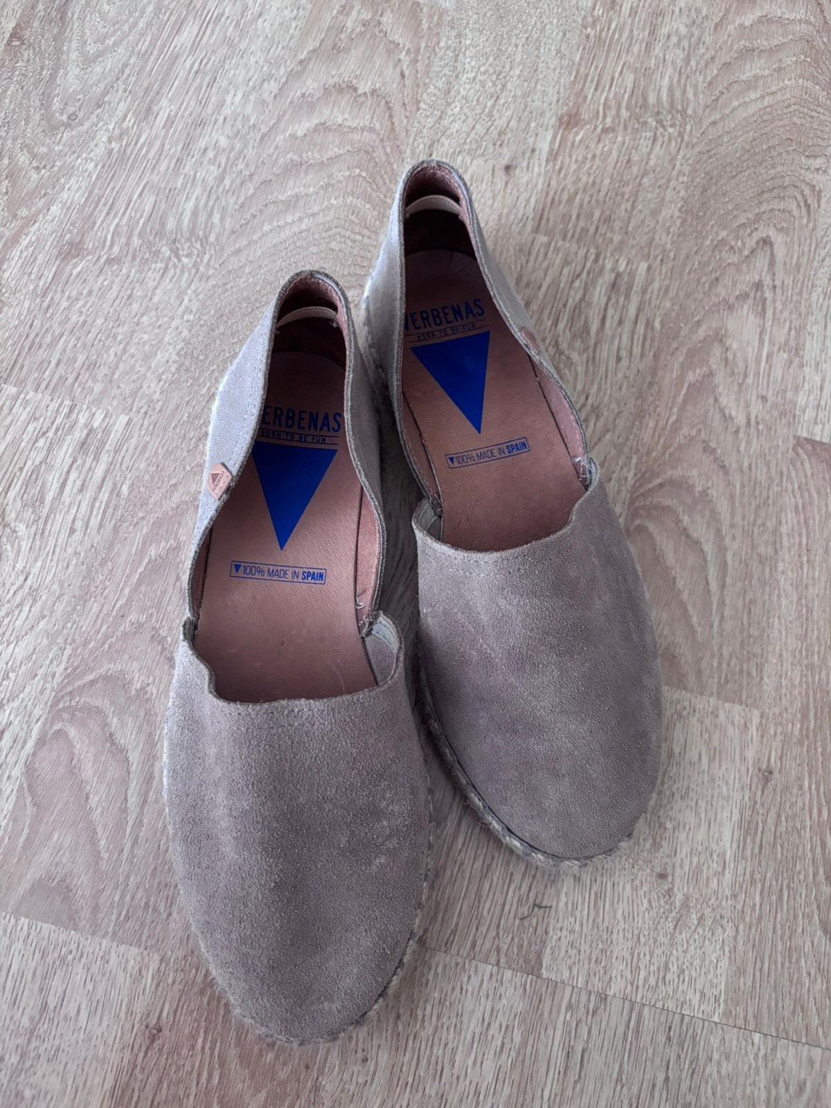 Spaanse Verbenas maat 38, Ophalen of Verzenden, Zo goed als nieuw, Beige, Sneakers of Gympen