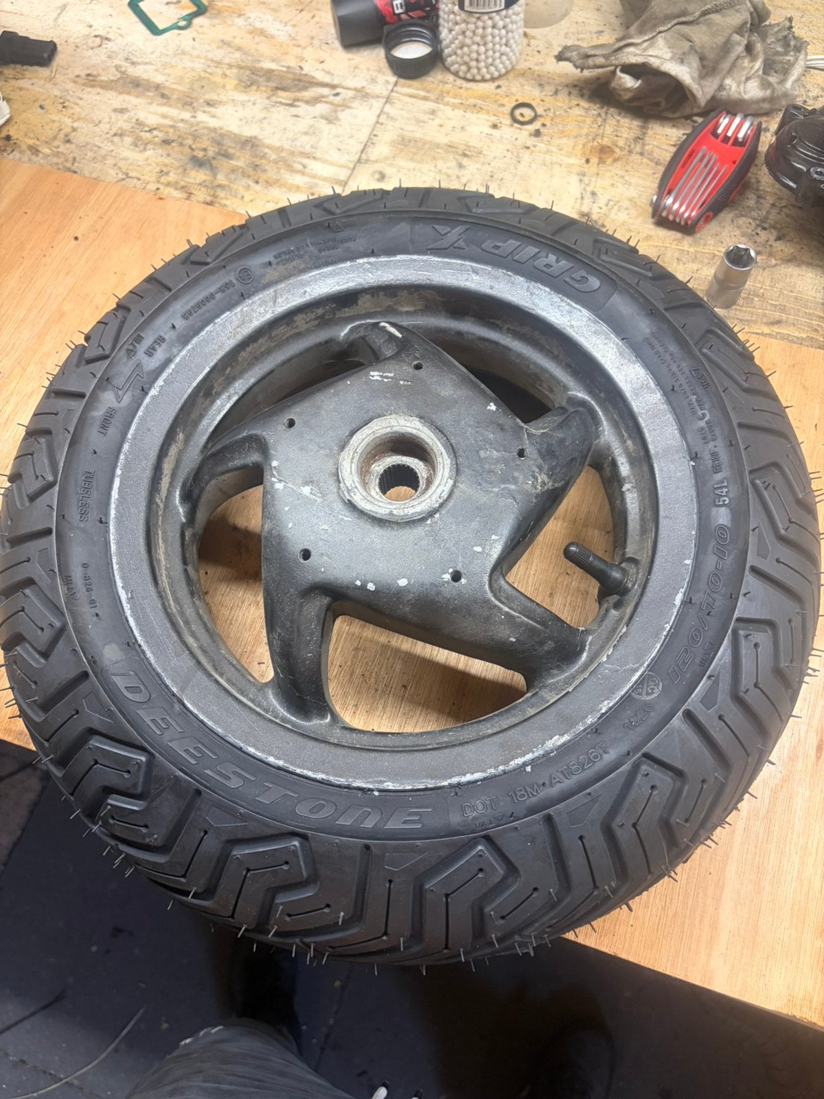 Zip type 3 velg met nieuwe band, Motoren, Tuning en Styling, Ophalen of Verzenden