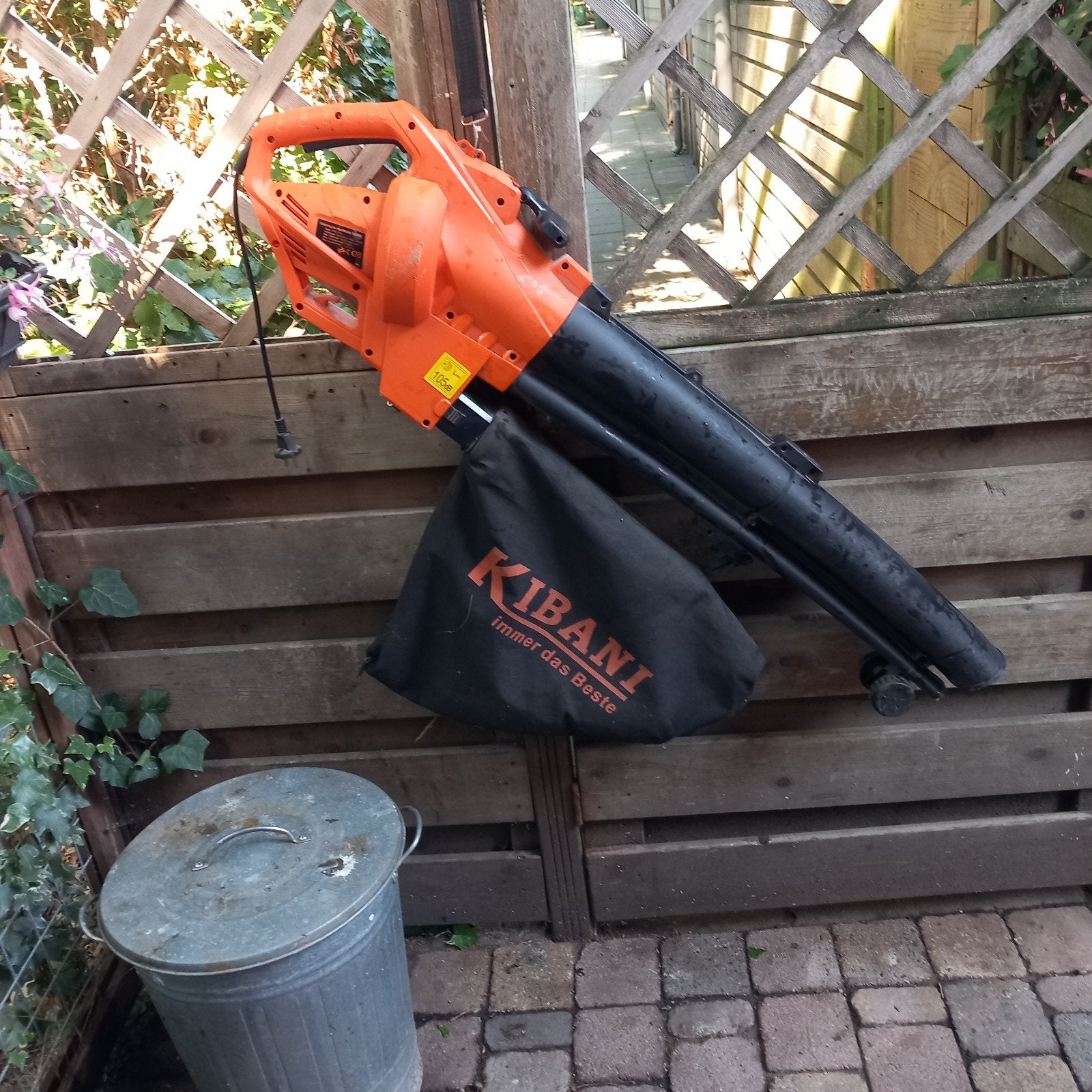 Schuurvondst:Bladblazer/zuiger,met opvangzak, Tuin en Terras, Ophalen, Gebruikt, Elektrisch, Met opvangzak