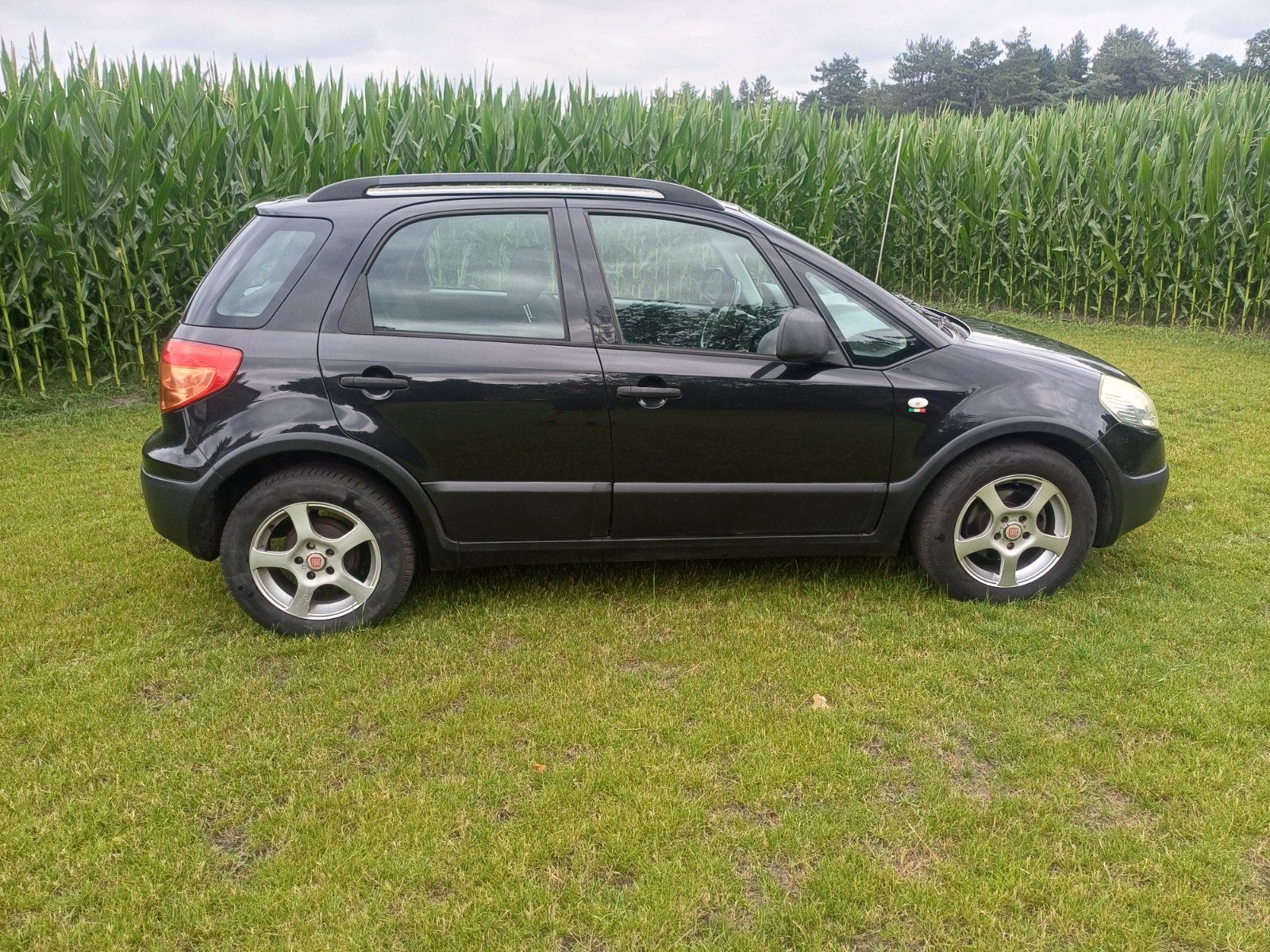 Fiat Sedici 1.6 16V 2WD 2008 Zwart, Auto's, Fiat, Voorwielaandrijving, Zwart, 4 cilinders, Origineel Nederlands