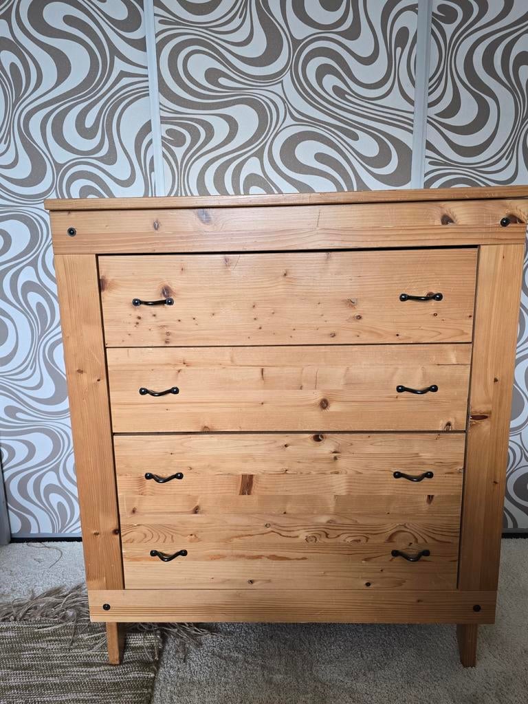 Houten kast met 4 laden - Gebruikt, Huis en Inrichting, Kasten | Ladekasten, Ophalen, Gebruikt, 100 tot 150 cm, 50 tot 100 cm