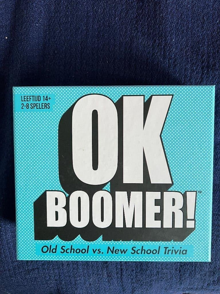 OK Boomer Spel, Old school vs. New School, Een of twee spelers, Ophalen of Verzenden, Zo goed als nieuw