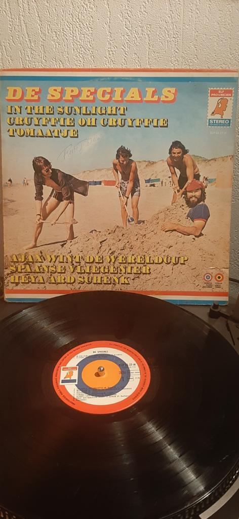 Specials (LP) met oa. Spaanse vliegenier, Ophalen of Verzenden, Zo goed als nieuw, 12 inch, Levenslied of Smartlap