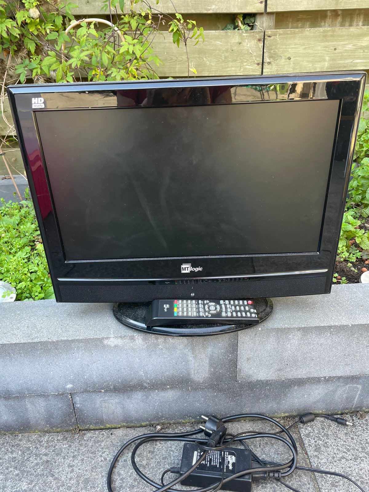 MT Logic 48 cm LCD TV met ingebouwde DVD-speler, Overige merken, Gebruikt, Ophalen of Verzenden, 40 tot 60 cm