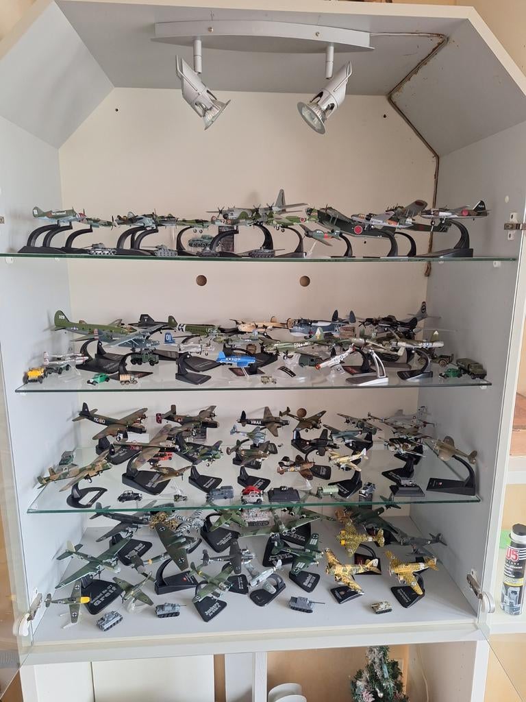 Partij model vliegtuigen +/- 70 stuks en meer, Hobby en Vrije tijd, Modelbouw | Vliegtuigen en Helikopters, Gebruikt, Vliegtuig