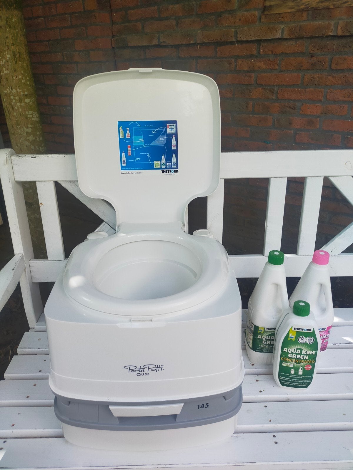 Thetford Porta Potti Cube 145 met vloeistoffen, Ophalen