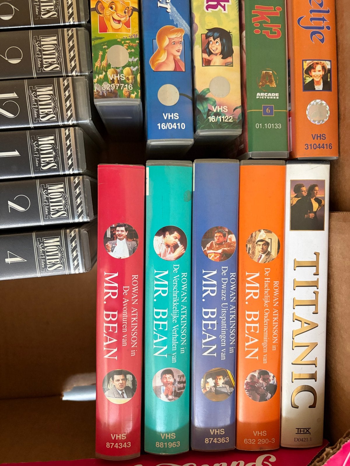 Grote collectie VHS-banden: Disney, Mr. Bean, Laurel & Hardy, Cd's en Dvd's, Gebruikt, Alle leeftijden, Komedie, VHS