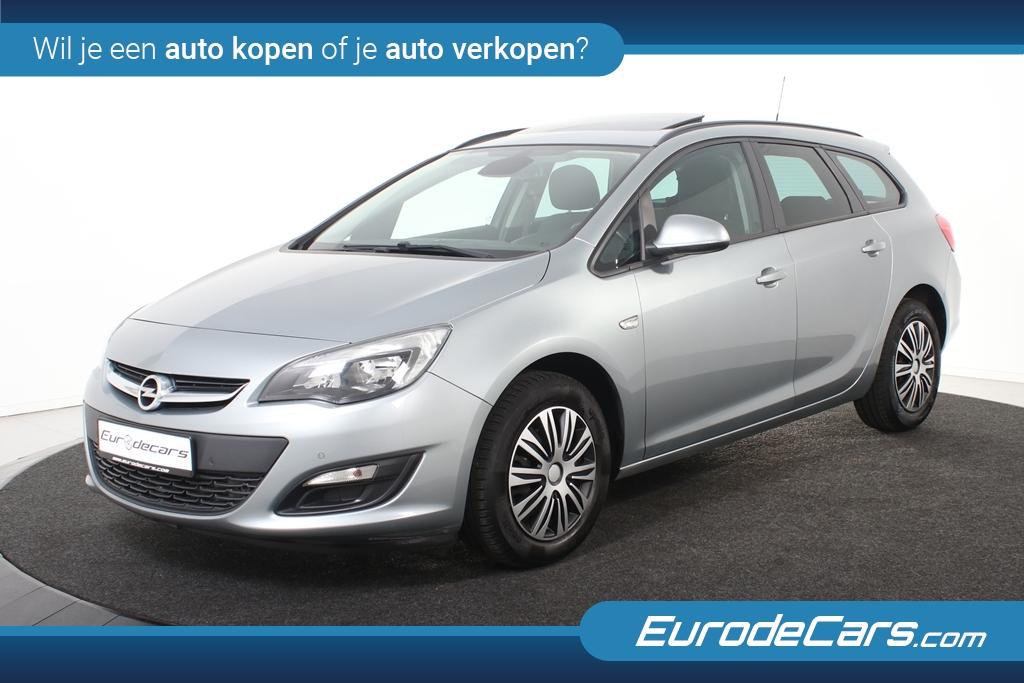 Opel Astra Sports Tourer 1.6 *Schuifdak*Trekhaak*PDC*, Auto's, Voorwielaandrijving, Euro 5, Gebruikt, Zwart
