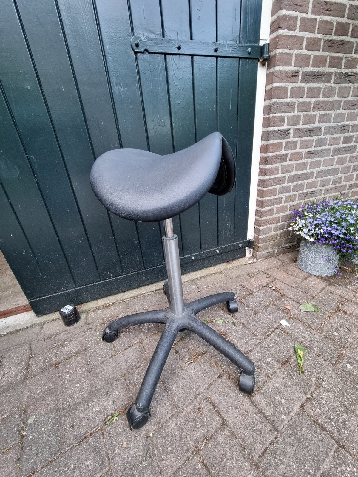Zadelkruk op wielen - niet in hoogte verstelbaar, Ophalen, Gebruikt, Zwart, Bureaukruk