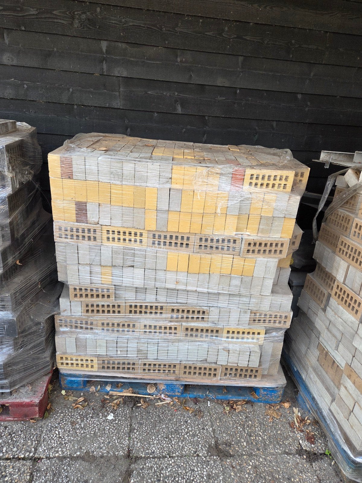bakstenen op pallet - Geel en grijs, Ophalen, Nieuw, Bakstenen