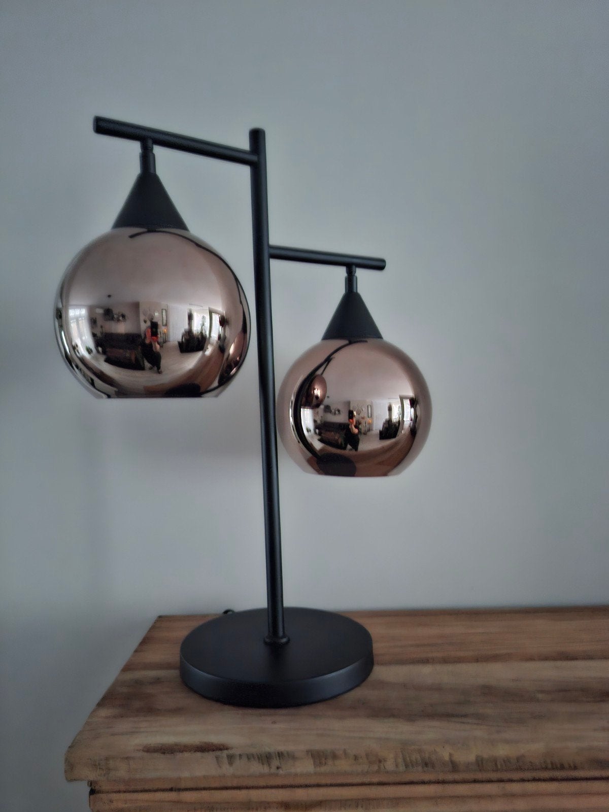 Moderne tafellamp met twee koperkleurige bollen, Ophalen, Zwart, Metaal, Modern