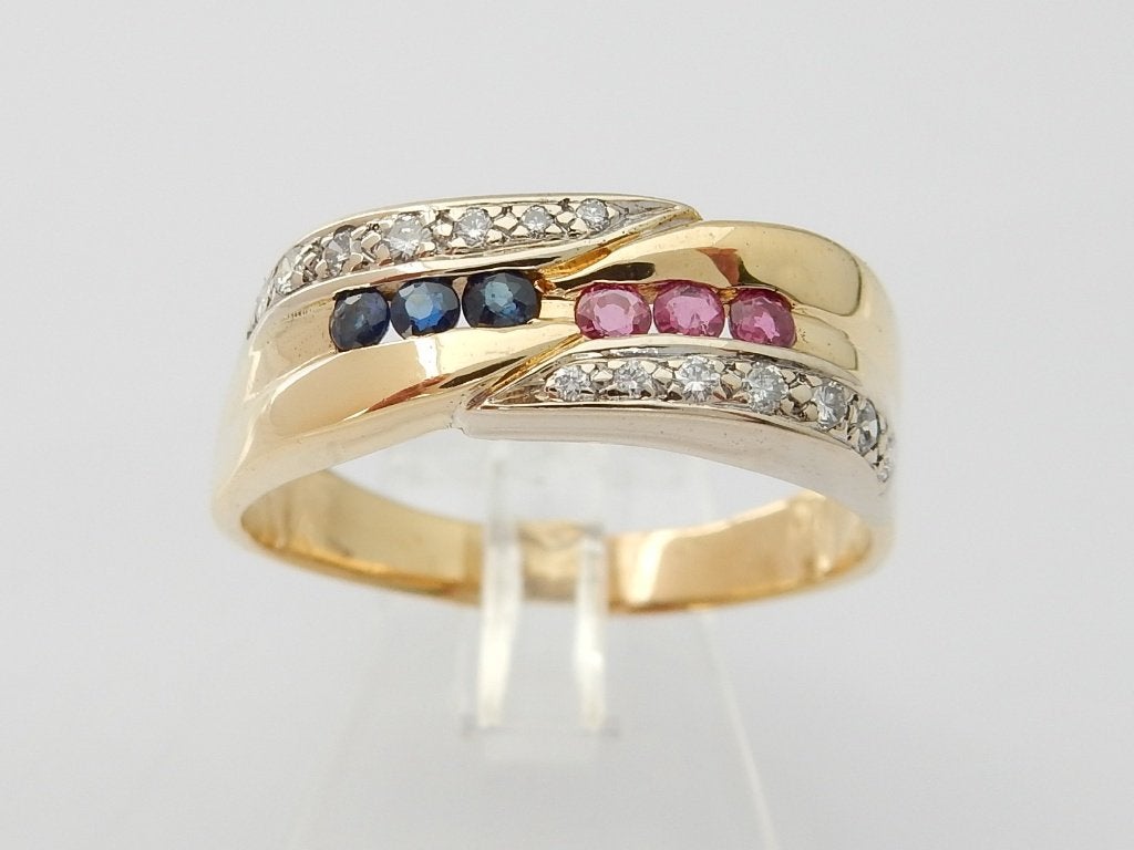 18 karaat Gouden Ring Saffieren Robijnen en 14 Diamanten, 20 of groter, Ophalen of Verzenden, Zo goed als nieuw, Met edelsteen