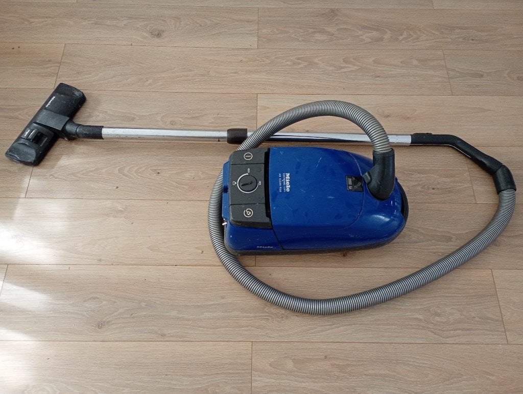 Miele stofzuiger, Stofzak, Gebruikt, Overige typen, Ophalen of Verzenden