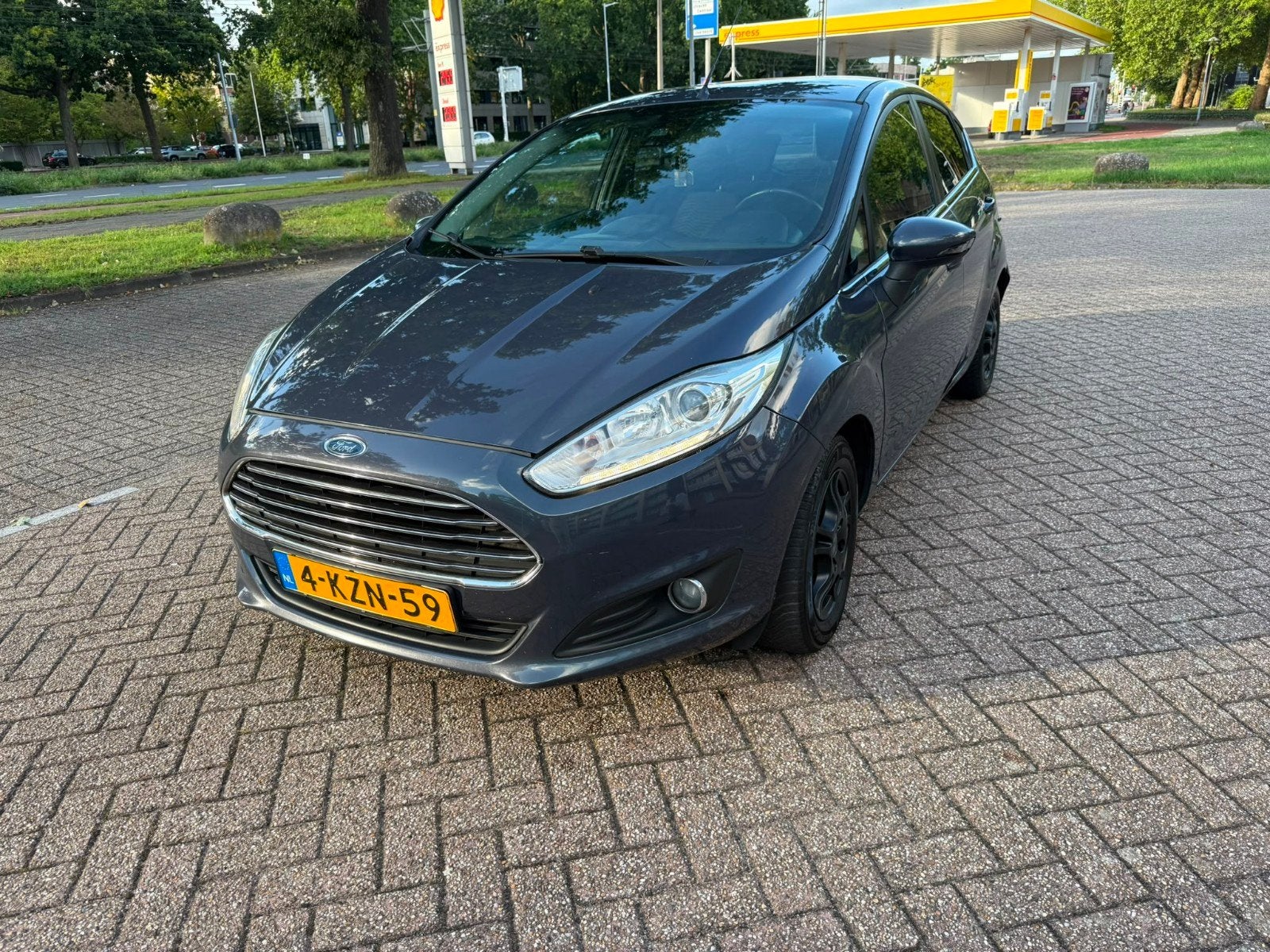 Ford Fiësta 1.6 Tdci 5DR 2013 Grijs, Auto's, Voorwielaandrijving, 96 €/maand, Origineel Nederlands, Particulier