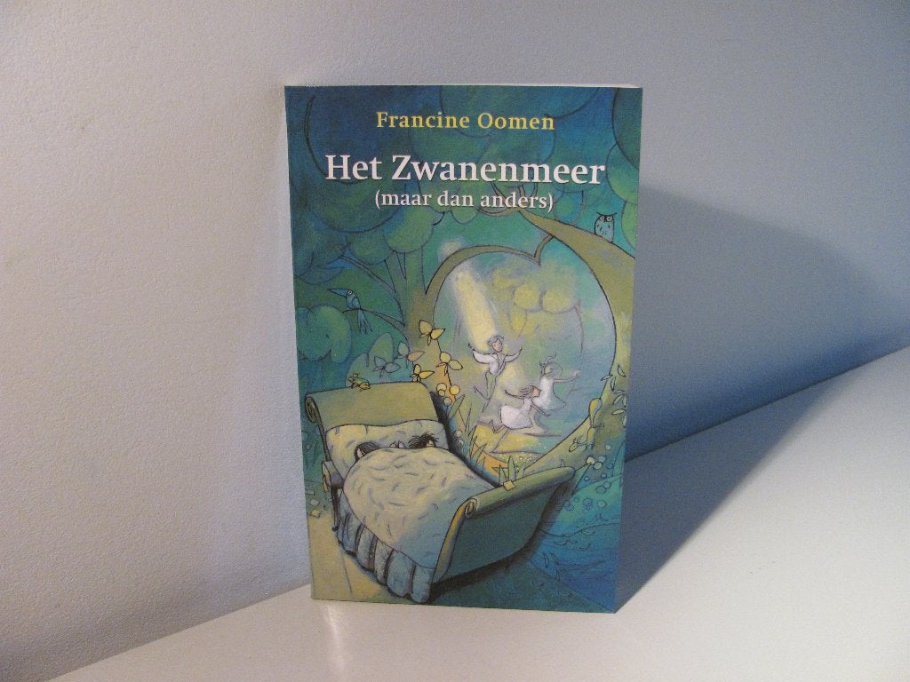 Francine Oomen - Het Zwanenmeer ( maar dan anders ), Ophalen of Verzenden, Zo goed als nieuw, Francine Oomen