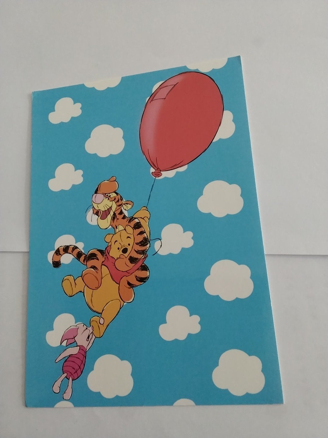 Winnie de Poeh en Teigetje ansichtkaart met ballon, Verzamelen, Ophalen of Verzenden, 1980 tot heden, Gelopen