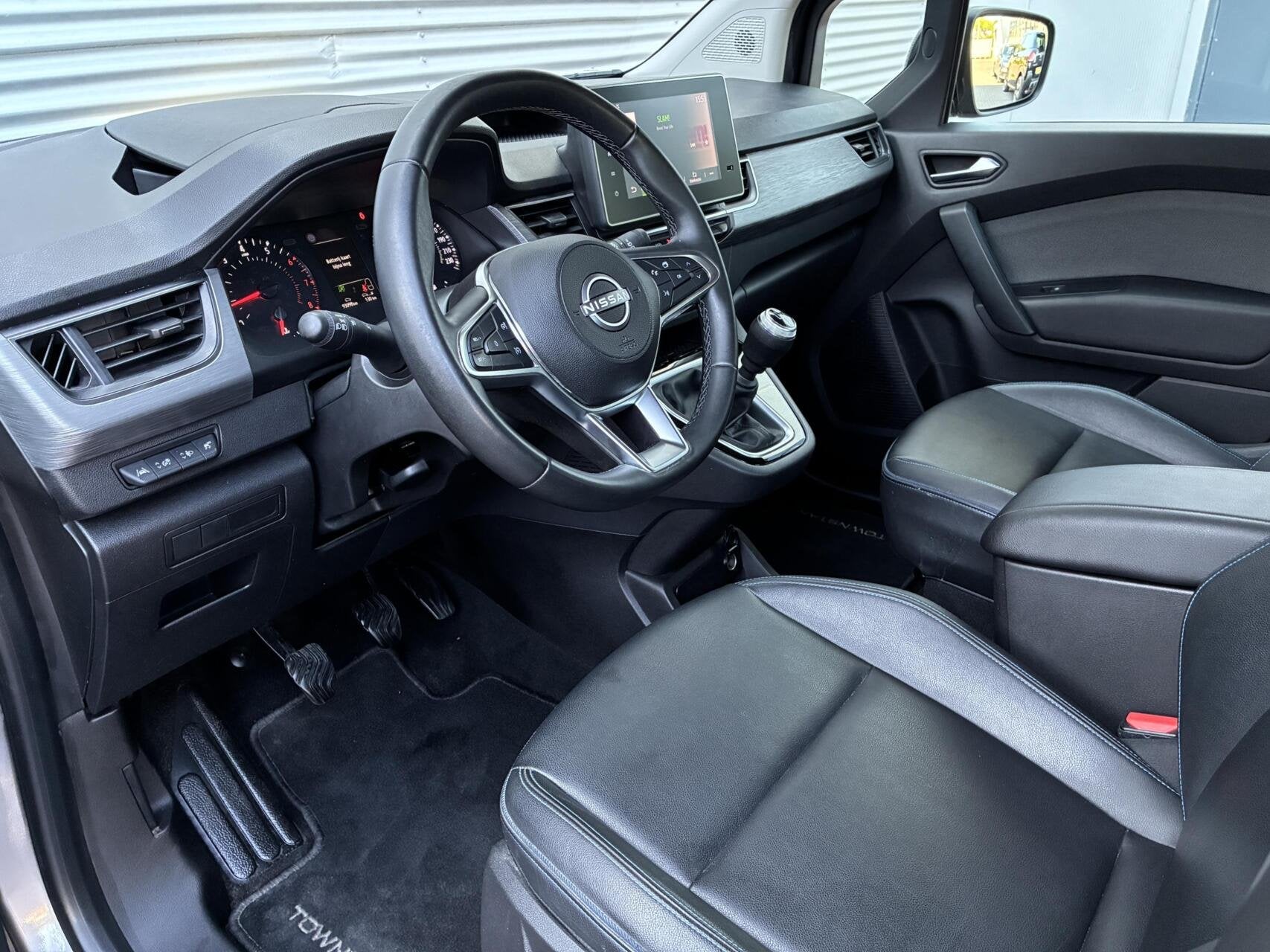 Nissan TOWNSTAR 1.4 Carplay Cruise Led Camera Leer Dab 2022, Auto's, Nissan, Automaat, Dealer onderhouden, Gebruikt, 4 cilinders