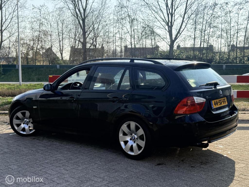 BMW 3-serie Touring 320i nieuwe motor/nieuweAPK/inruilkoopje, 4 cilinders, 150 pk, Zwart, Handgeschakeld