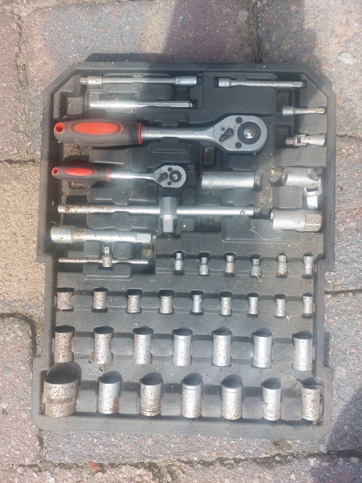 Gereedschapsset met ratels en doppen - Chroom Vanadium, Ophalen, Gebruikt, Gereedschapsset, Overige merken