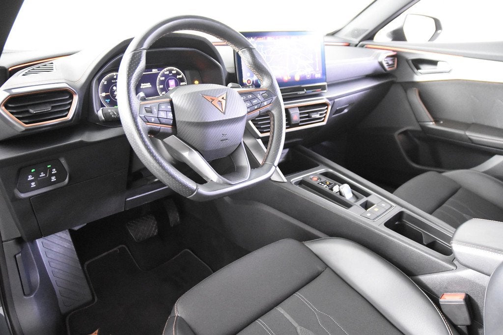 CUPRA Formentor 1.4 e-Hybrid VZ *1ste Eigenaar*Leer*Ambiente, Auto's, Cupra, Gebruikt, 4 cilinders, Formentor, Leder en Stof