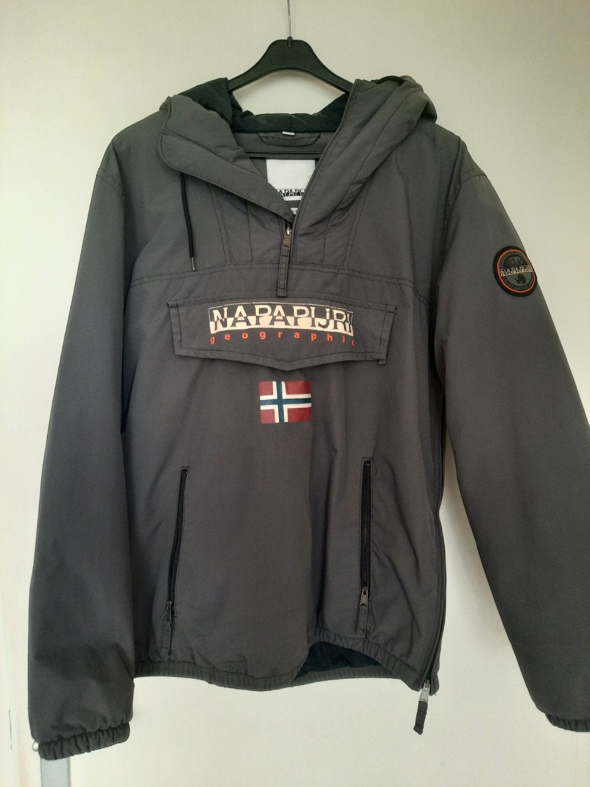 Napapijri jas maat M, Maat 48/50 (M), Ophalen of Verzenden, Zo goed als nieuw, Napapijri