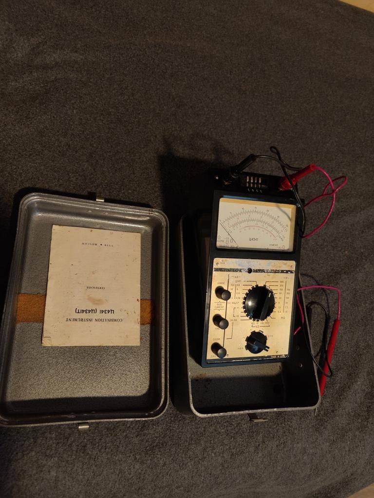 Vintage Multimeter Ц4341 (C4341T) USSR met handleiding, Antiek en Kunst, Antiek | Gereedschap en Instrumenten, Ophalen of Verzenden