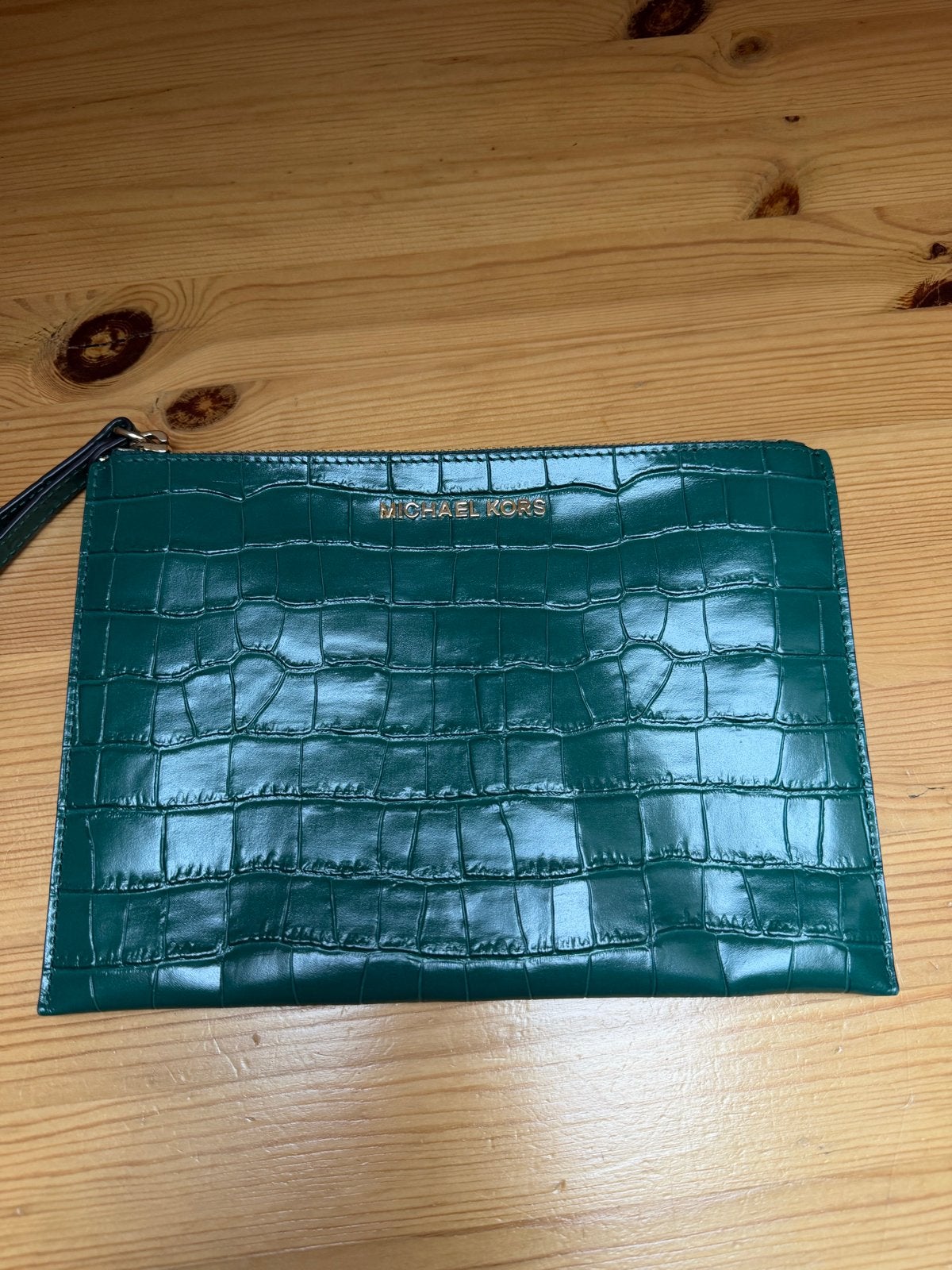 Michael Kors Clutch Groen Krokodillenprint, Sieraden, Tassen en Uiterlijk, Ophalen of Verzenden, Nieuw, Groen, Avondtasje