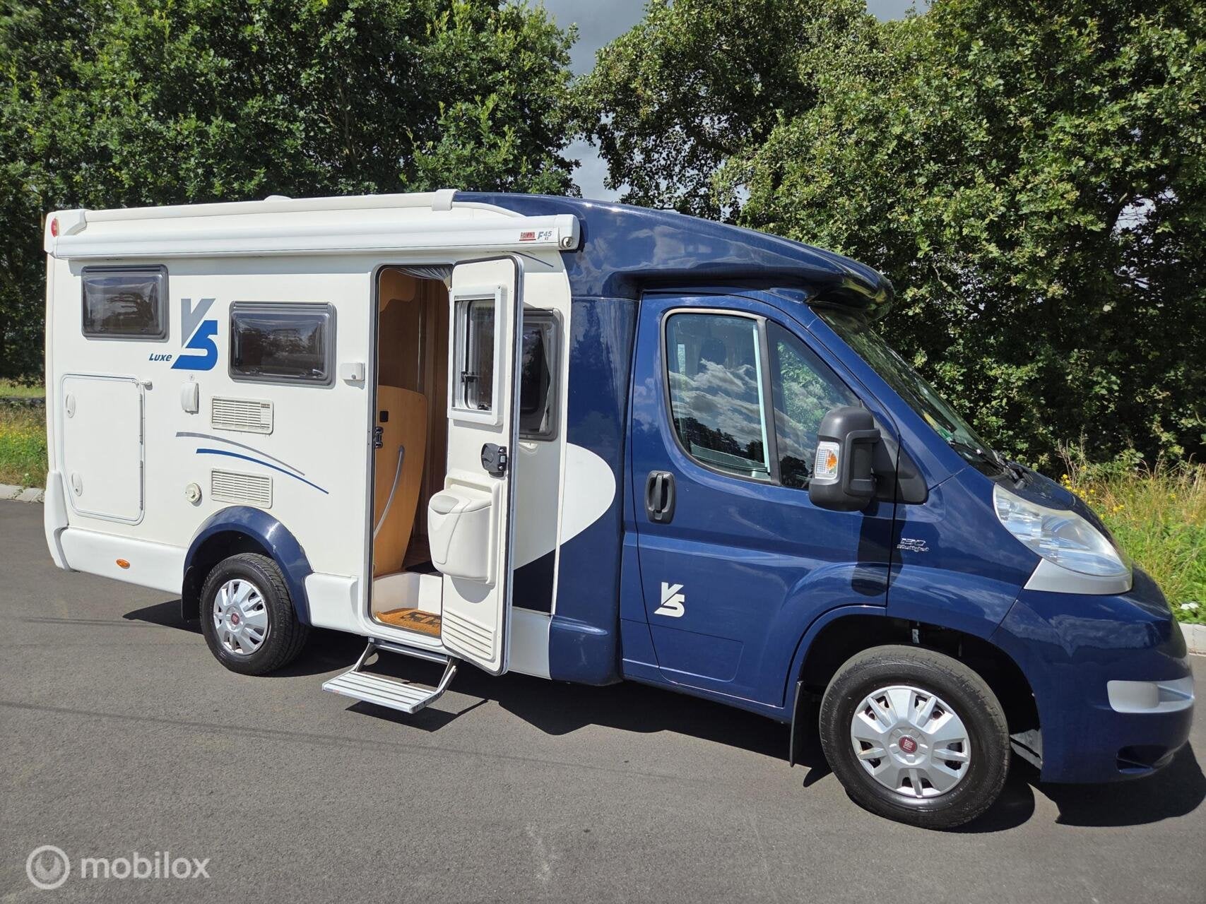 Caravans And Camping Joint