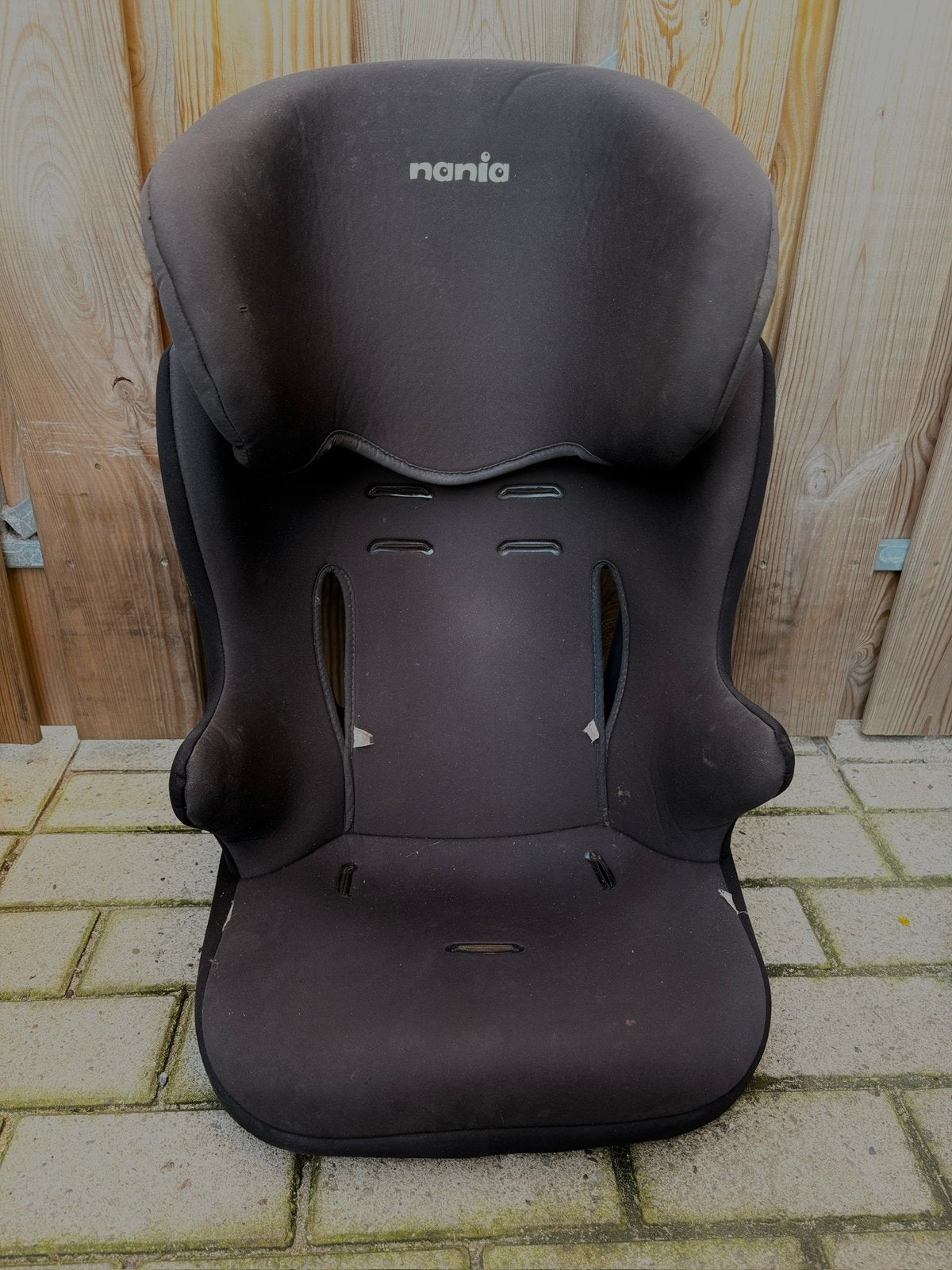 Nania autostoel 9-36 kg (2 stuks beschikbaar), Kinderen en Baby's, Autostoeltjes, Overige merken, Autogordel, Zo goed als nieuw