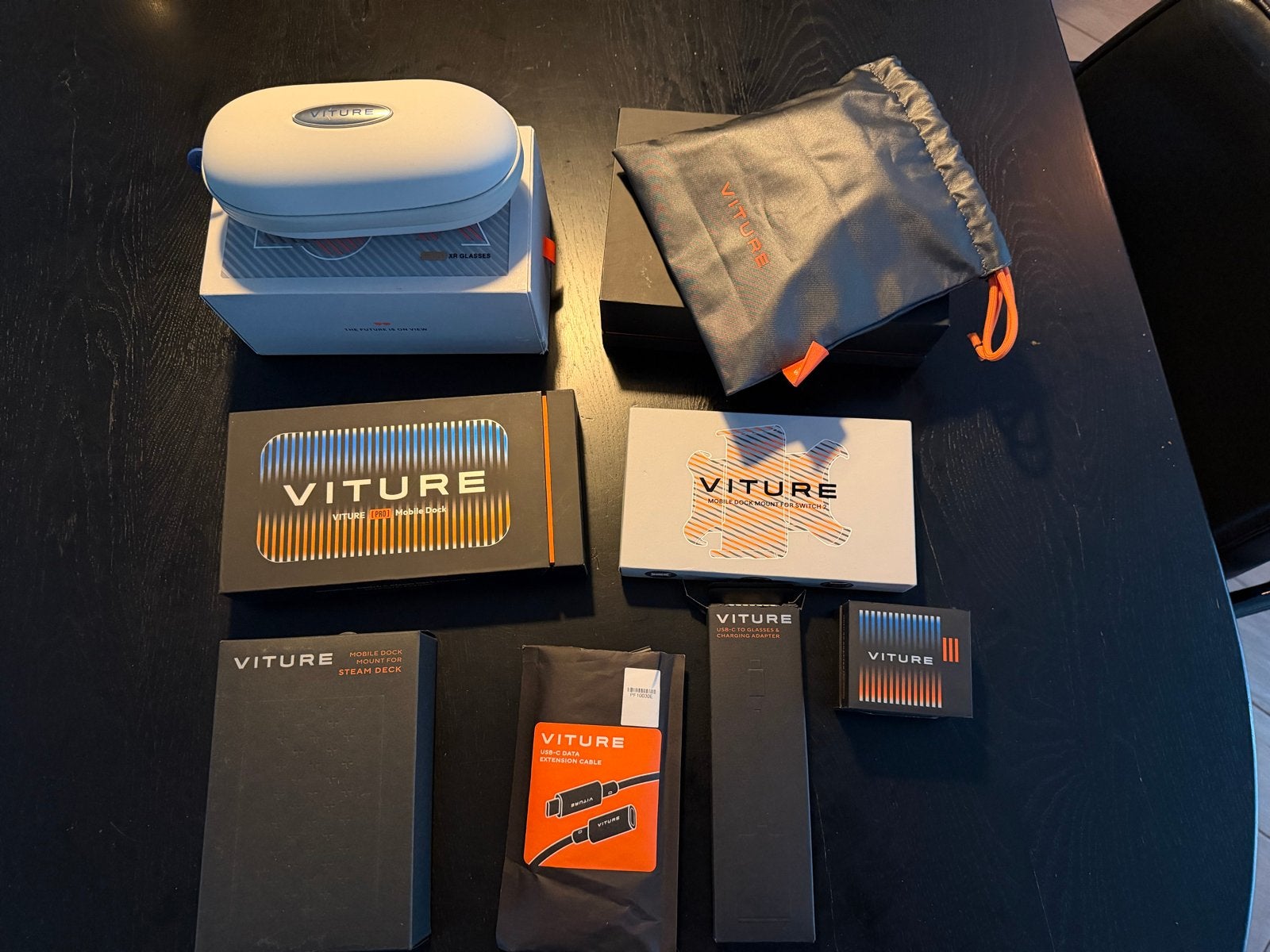 Viture Luma Ultra  met accessoires XR/AR, Spelcomputers en Games, Ophalen, Zo goed als nieuw, VR-bril, Overige platformen