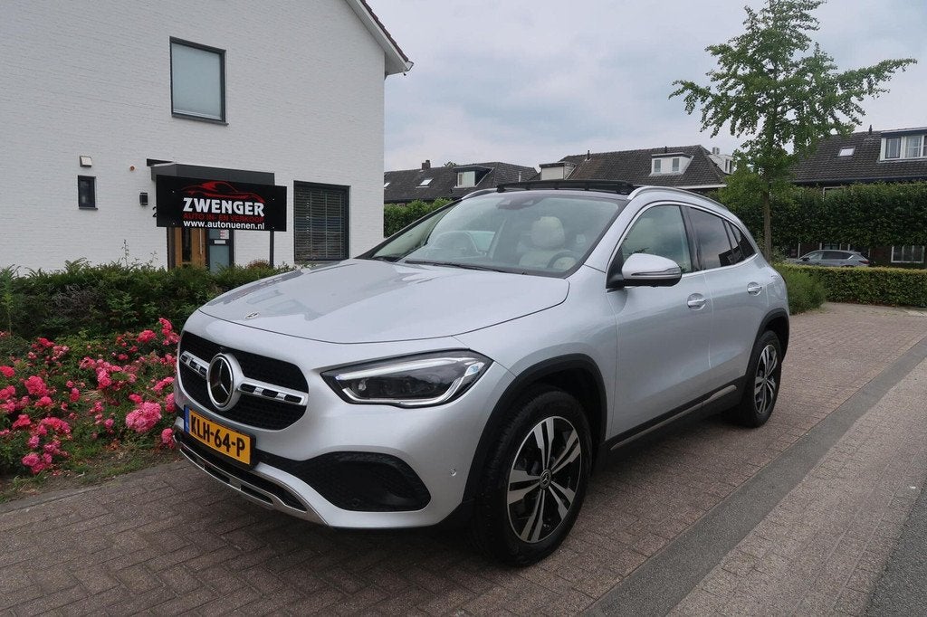 Mercedes GLA-klasse 250 e PANORAMADAK|STOELKOELING|HEAD-UP|3, Auto's, Mercedes-Benz, Bedrijf, Hybride Elektrisch/Benzine, 71 km/l
