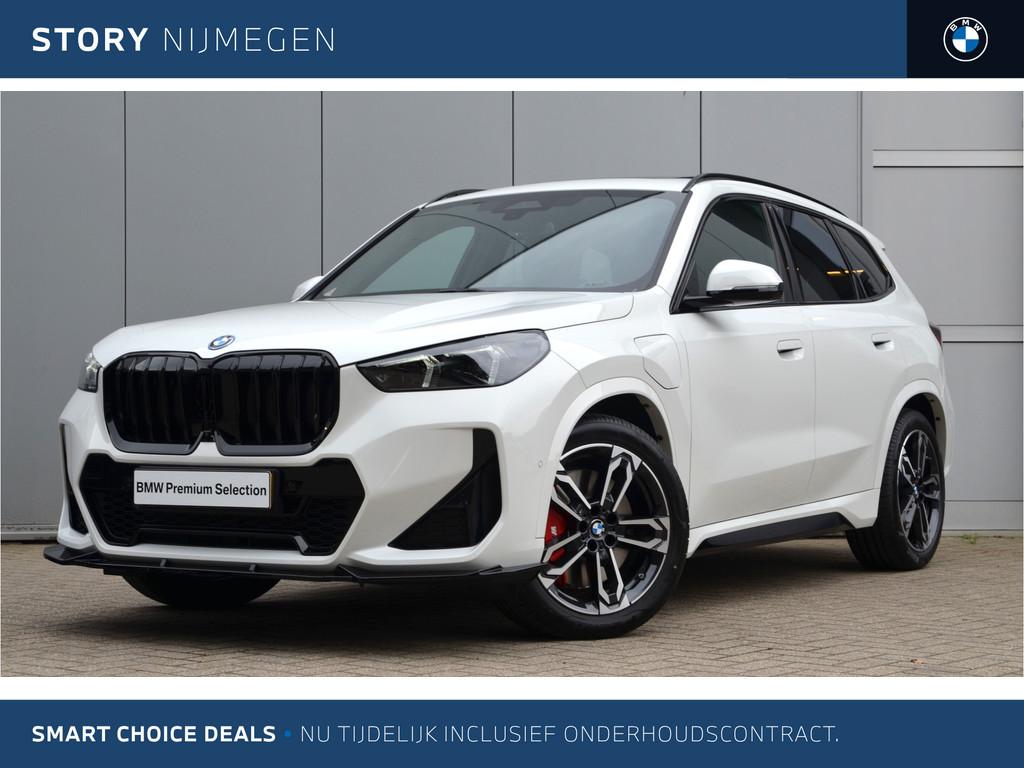 BMW X1 xDrive25e High Executive M Sporrt Automaat / Panorama, 136 pk, Met garantie (alle), Wit, Bedrijf