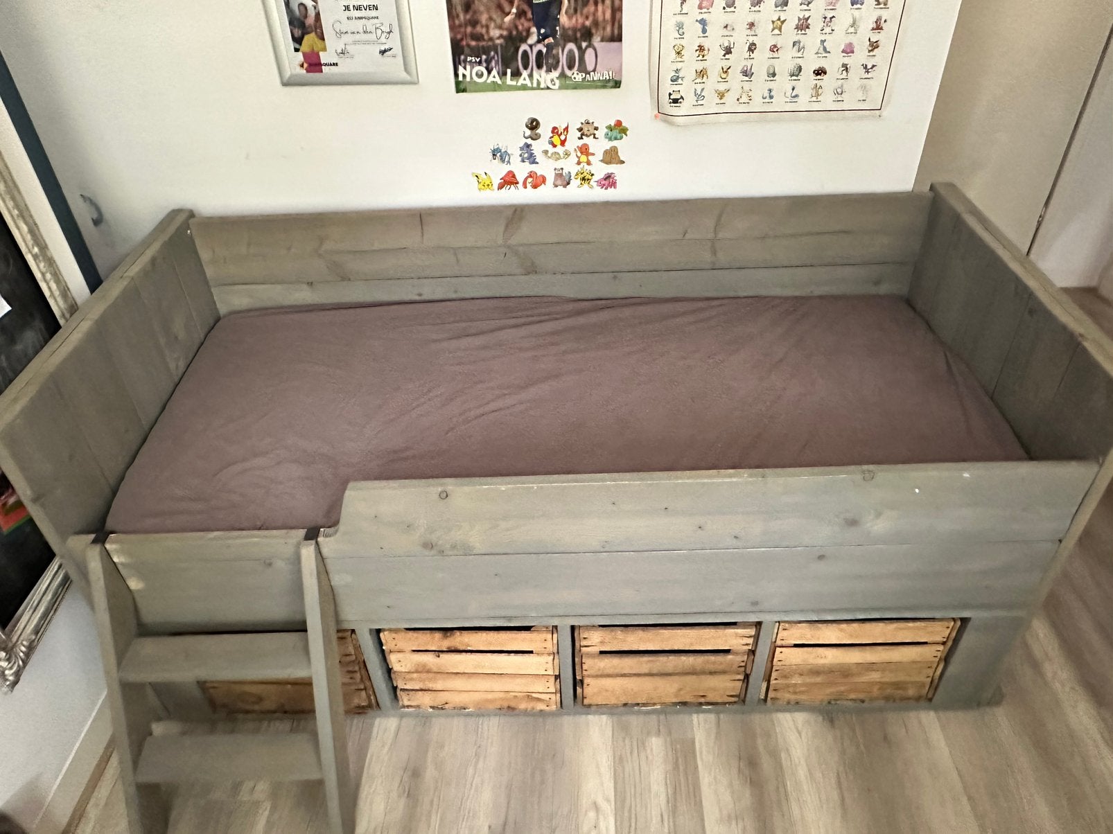 Houten grey wash eenpersoonsbed, Ophalen, Zo goed als nieuw, Eenpersoons, 90 cm