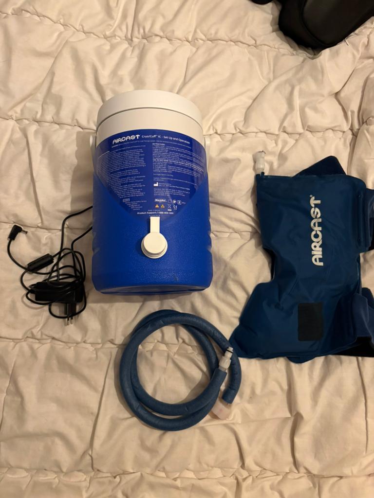 Aircast Cryo/Cuff IC Cooler met kniebrace, Diversen, Braces, Ophalen of Verzenden, Zo goed als nieuw