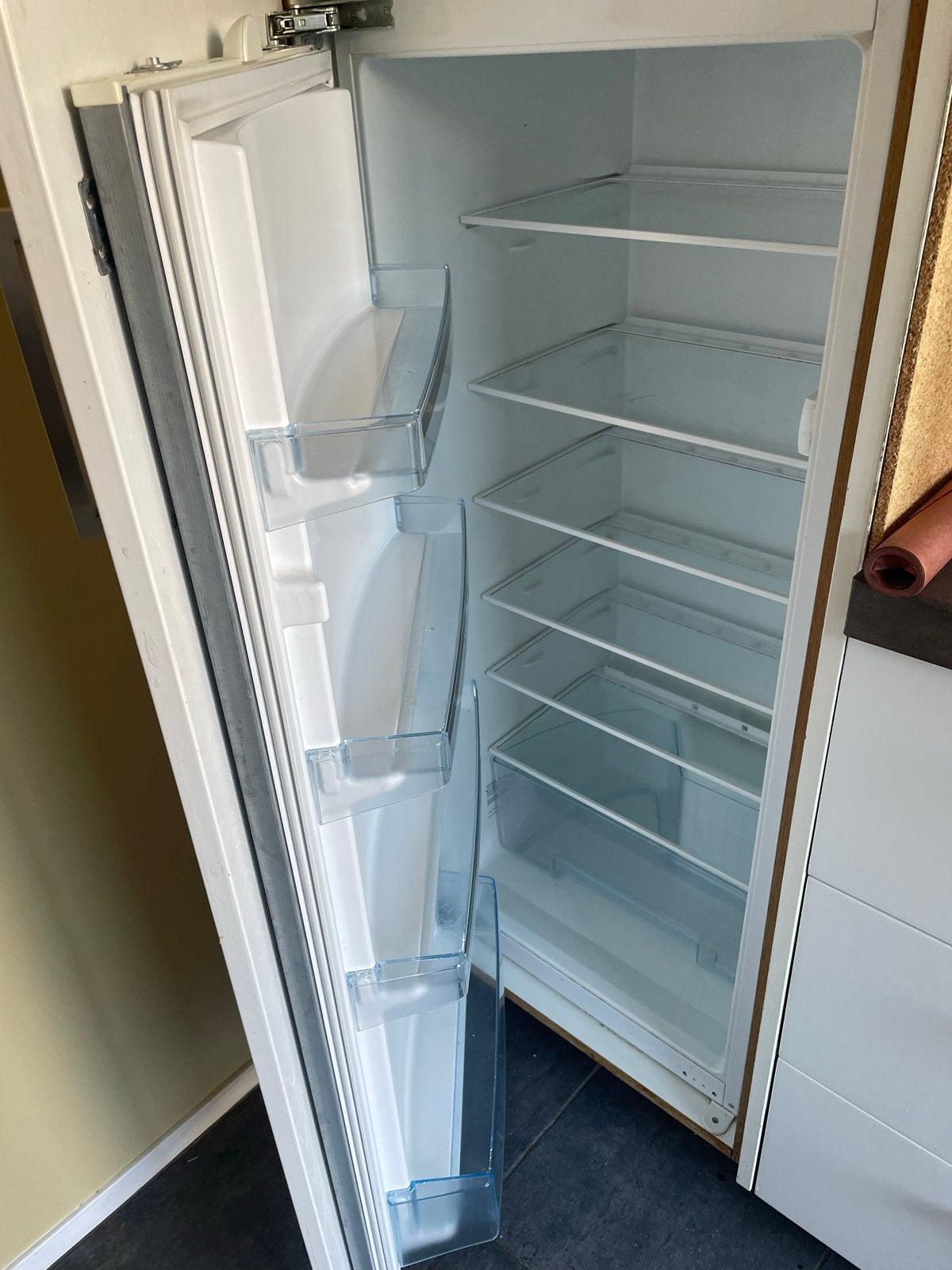 Bosch KIR24V60 inbouw koelkast, Ophalen, 150 tot 200 liter, Zonder vriesvak, 120 tot 140 cm