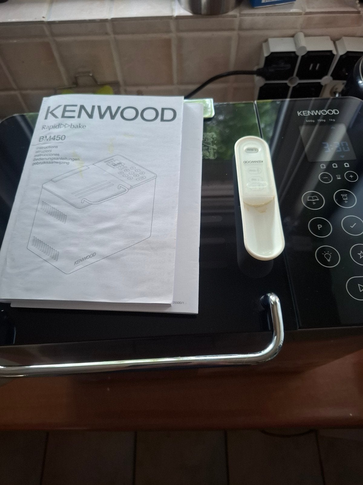 Kenwood BM450 Broodbakmachine — Luxe RVS — In perfecte staat, Met timer, Kijkvenster, 800 tot 1200 gram deeg, Ophalen of Verzenden