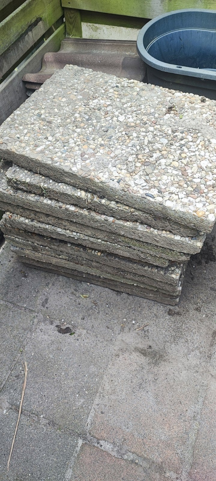 Betonnen terrastegels met grind, grindtegels., Tuin en Terras, Ophalen, Gebruikt, Beton, Terrastegels