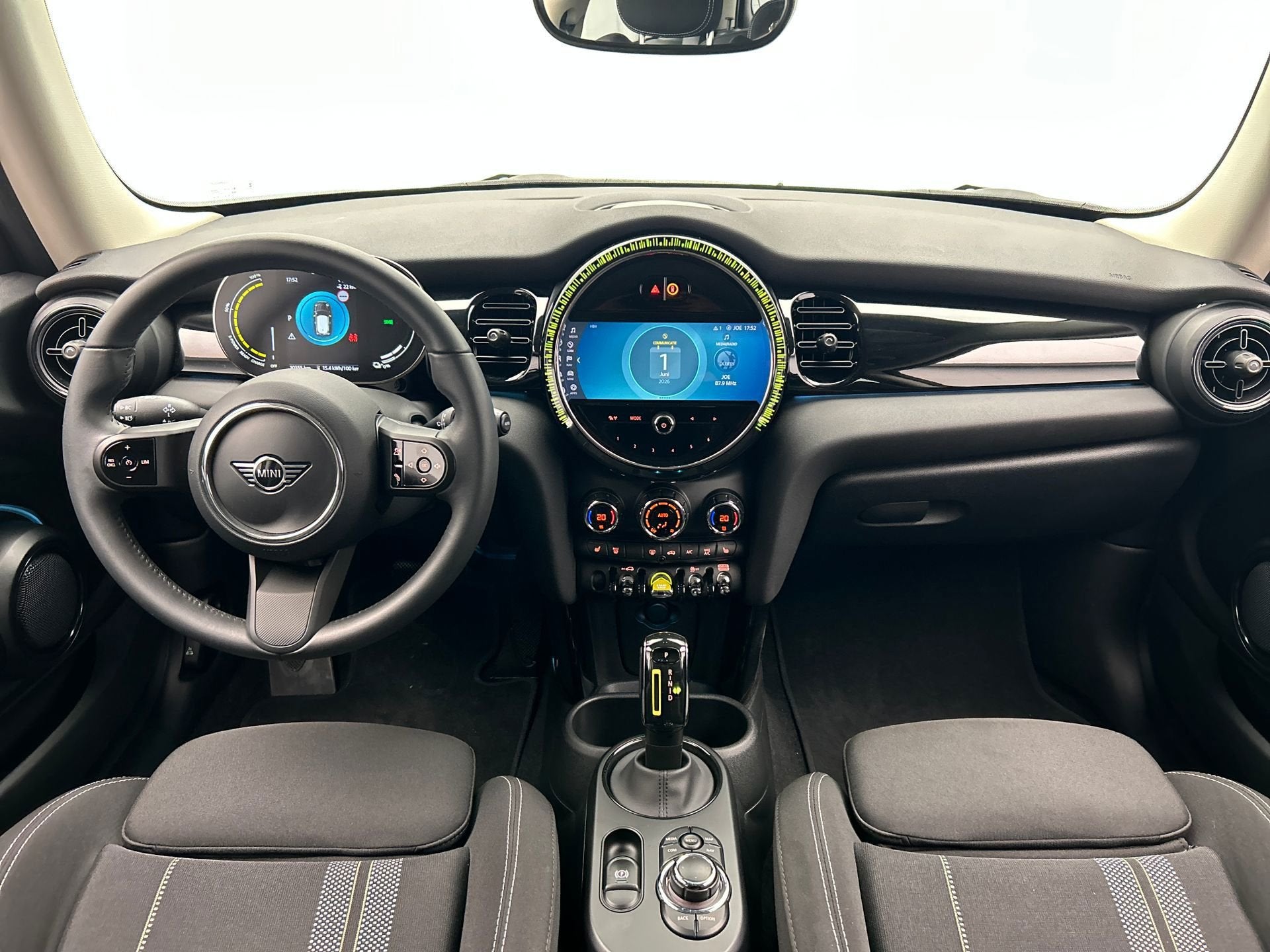 Mini Mini Electric Essential 33 kWh | SOH 98% | Apple/Carpla, Auto's, Mini, Stof, Gebruikt, 1340 kg, 4 stoelen