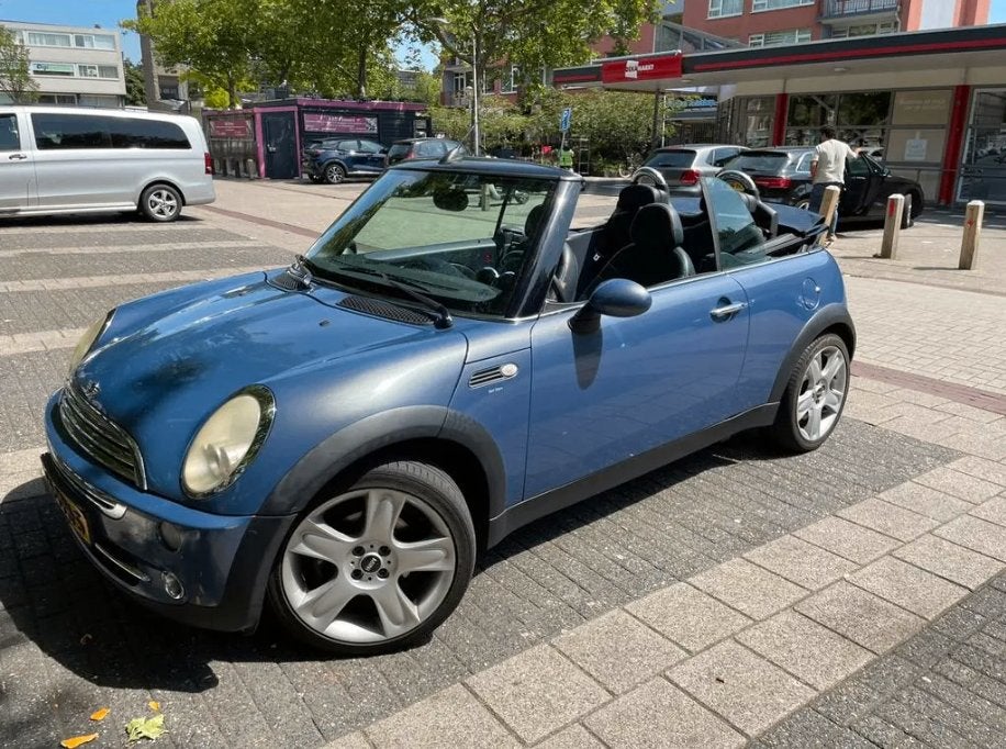 Mini cooper cabrio full option 2005 | nieuwe apk, Auto's, Voorwielaandrijving, Zwart, 4 cilinders, Cabriolet