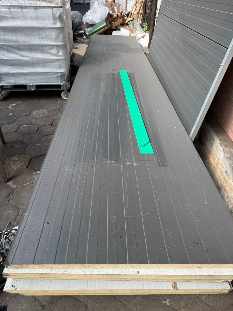 Sandwich panelen antraciet 1 lengte, Ophalen, Zo goed als nieuw, Overige materialen, 20 tot 50 mm